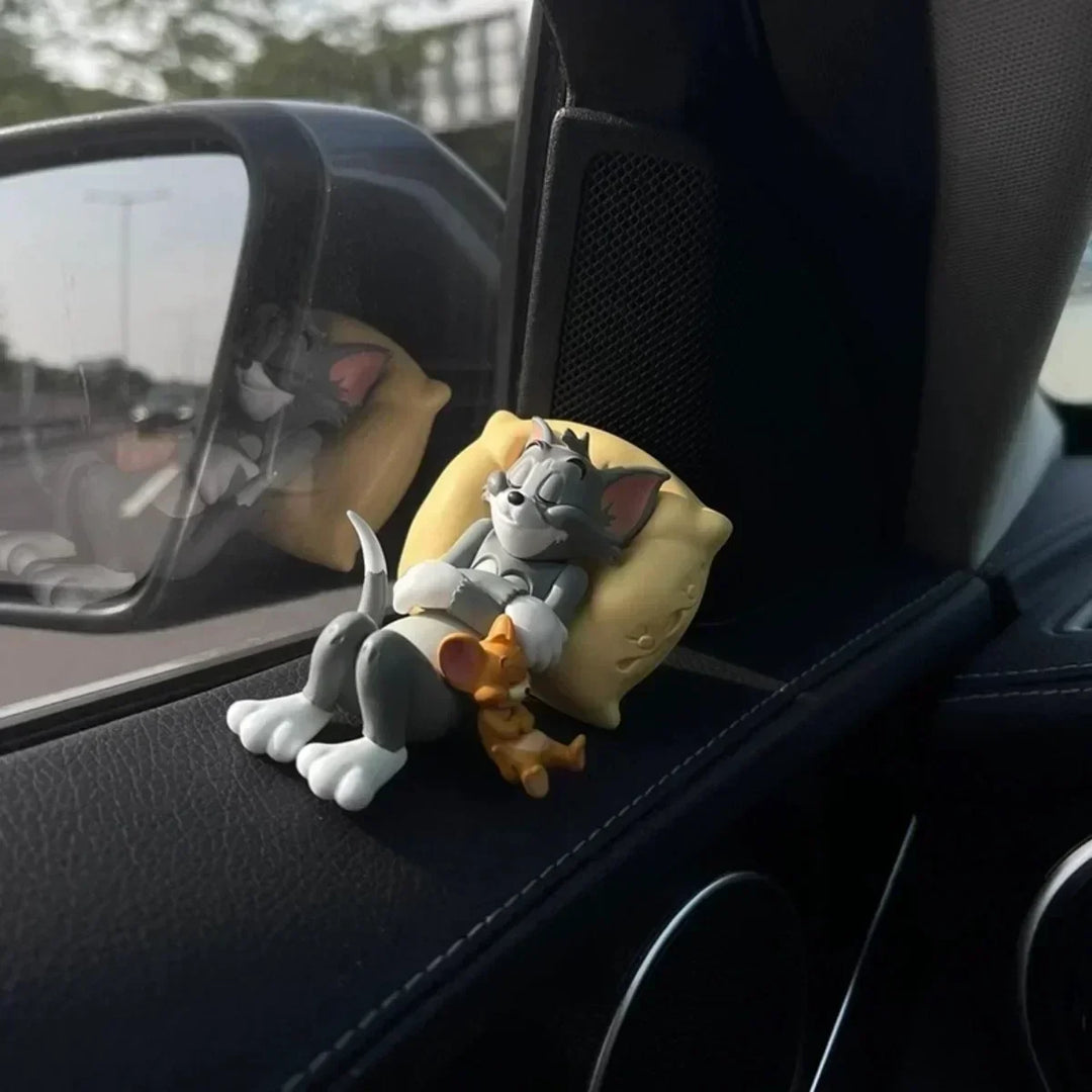 Tom Cat & Jerry Mouse Figurines